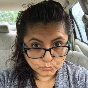 Meet your Posher, Clara